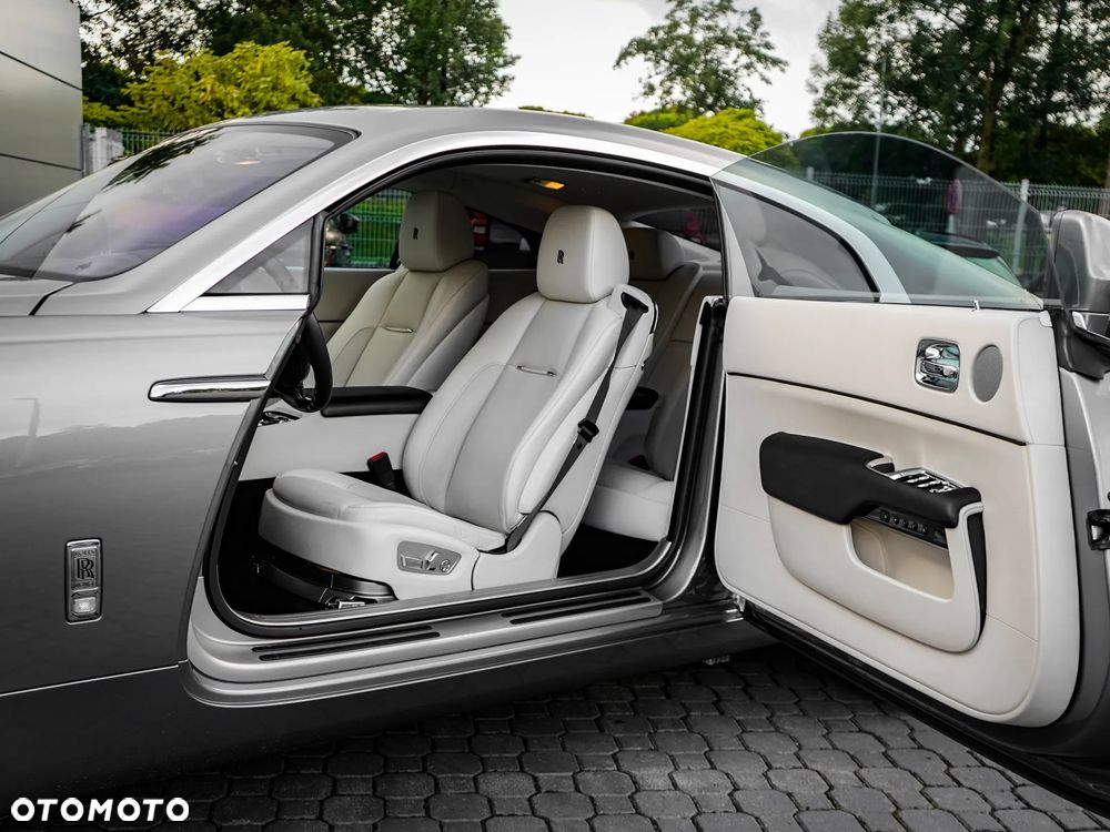 Rolls-Royce Wraith - 27