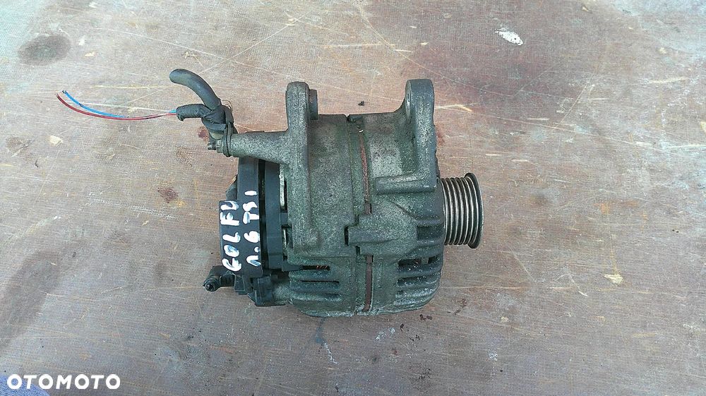 VW GOLF V 1.6 FSI ALTERNATOR