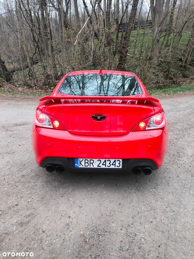Hyundai Genesis Coupe 3.8 V6 Automatik - 6