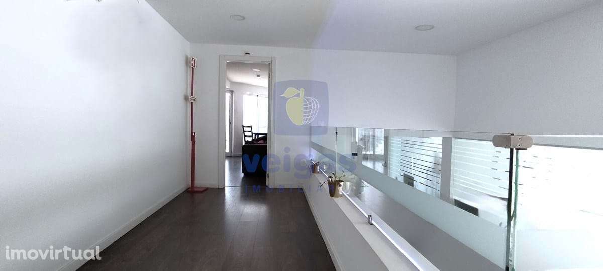 Escritório Santa Iria de Azoia - Grande imagem: 2/49