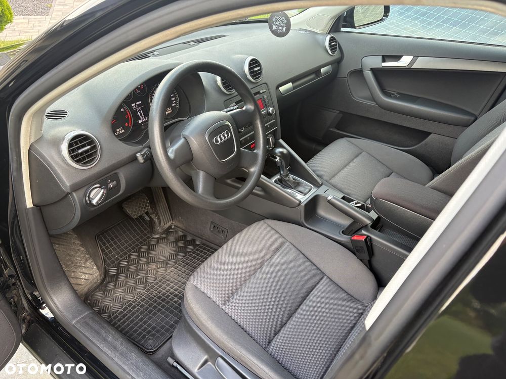 Audi A3 Sportback - 9