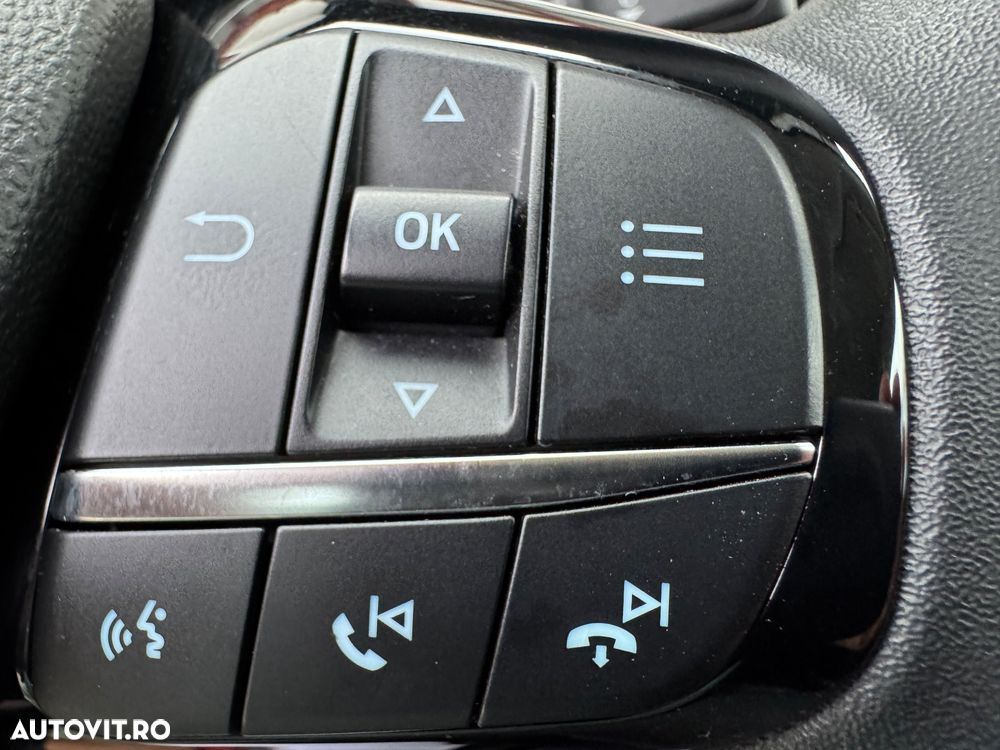 Ford Fiesta 1.0 EcoBoost Trend - 21