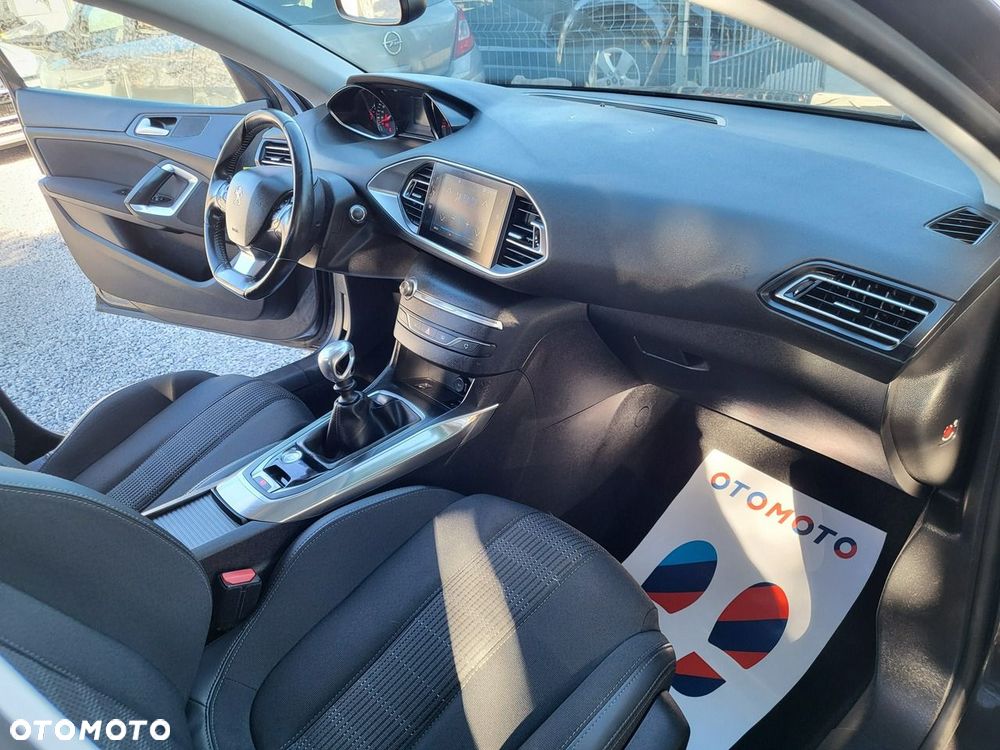 Peugeot 308 - 19
