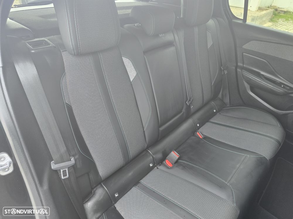 Peugeot 308 PureTech 130 EAT8 Allure - 19