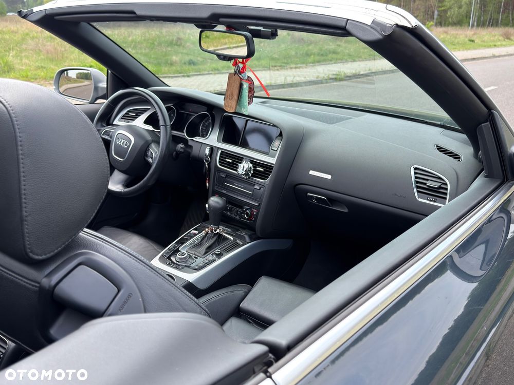 Audi A5 Cabrio - 8