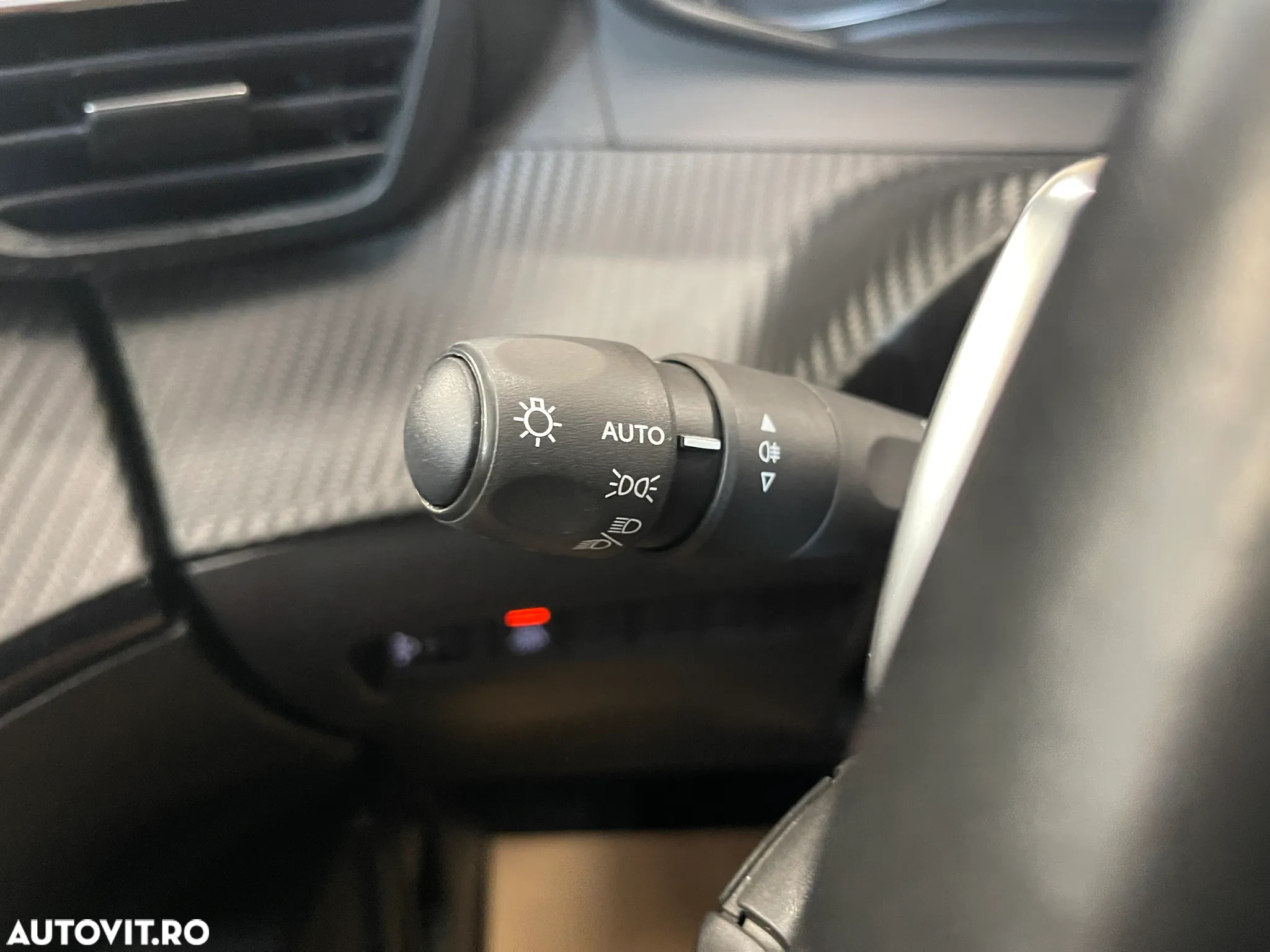 Peugeot 2008 - 22