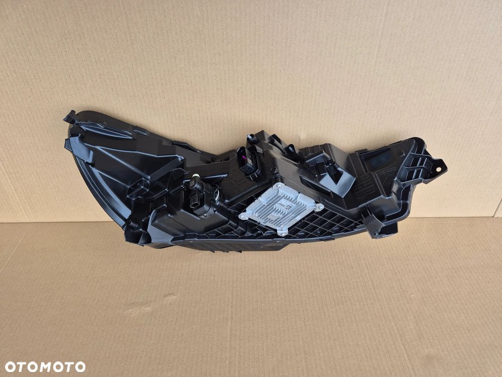 RENAULT CAPTUR ll. SYMBIOZ LAMPY PRZÓD PRAWA-260100091R LEWA-260604753R - 3