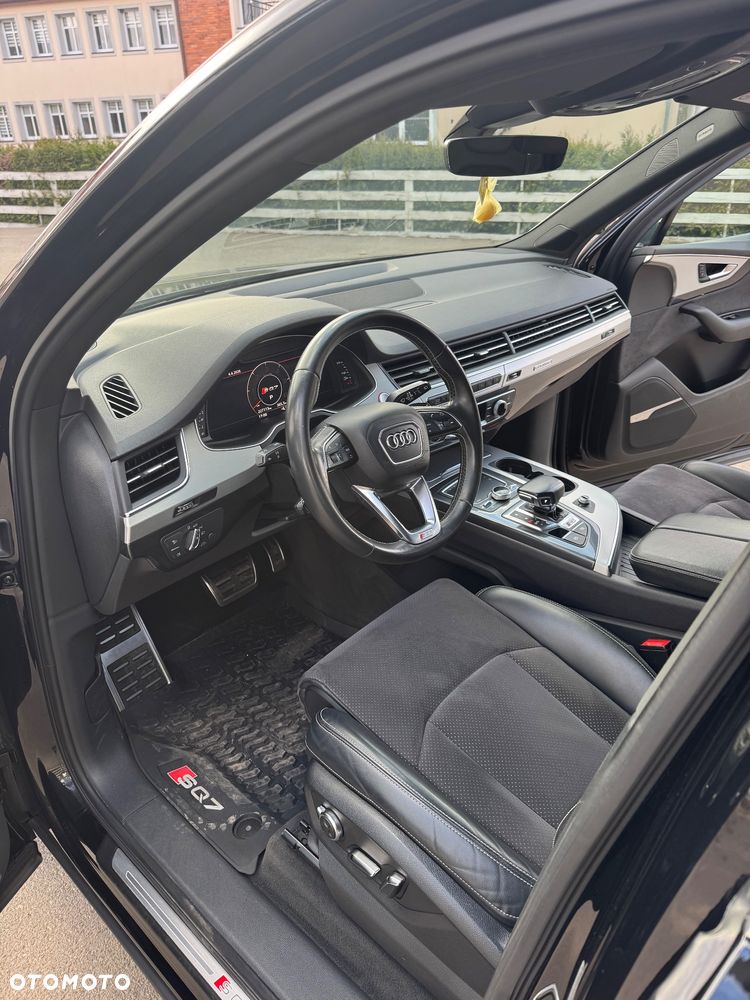 Audi SQ7 - 6