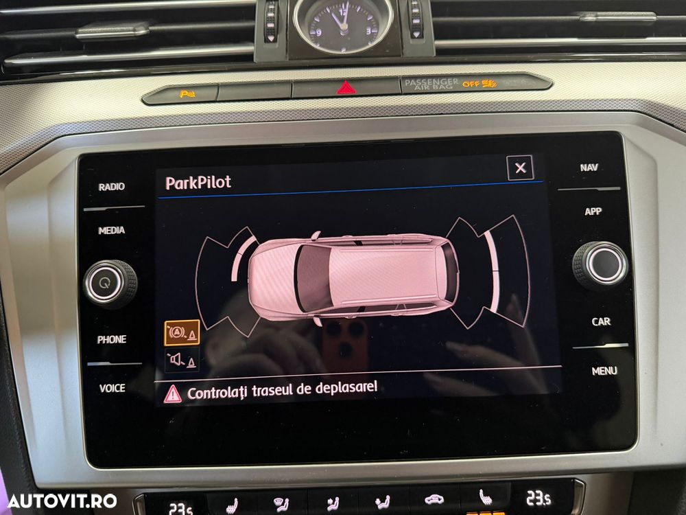 Volkswagen Passat 2.0 TDI (BlueMotion Technology) Comfortline - 11