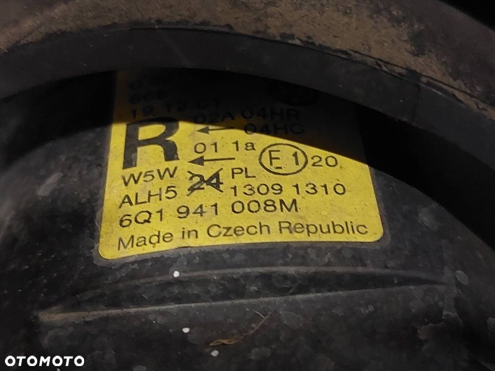 PAS PRZEDNI WZMOCNIENIE CZOŁOWE + CHŁODNICE + LAMPY POLO IV 1.4 B EU - 9