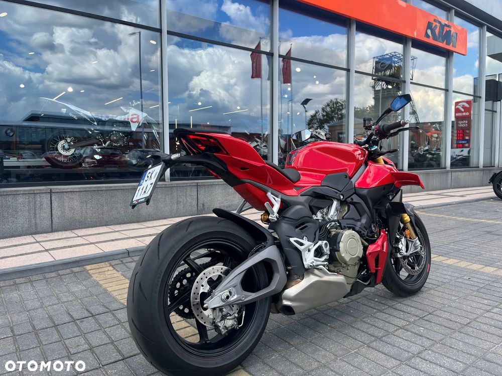 Ducati Streetfighter V4 - 4