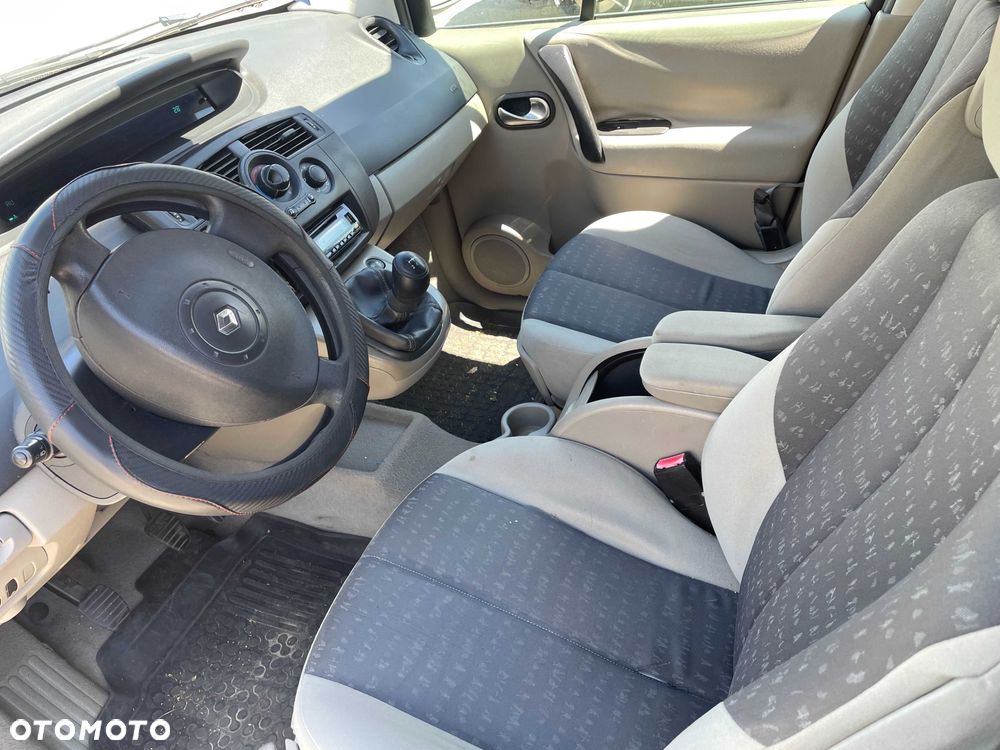 Renault Scenic - 5