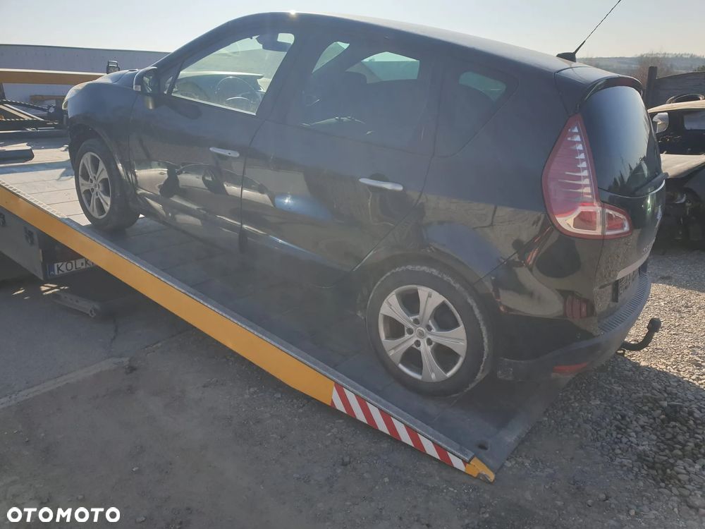 RENAULT SCENIC 3 - 1,4 - 2009r - na części - wyrejestrowany - 4