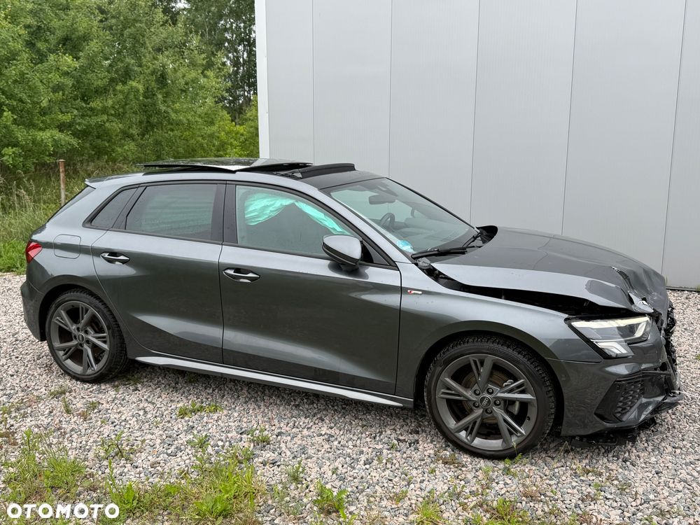 Audi A3 Sportback 30 TFSI S tronic S line - 4