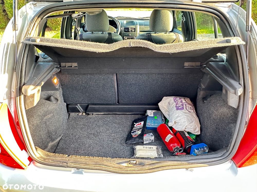 Renault Clio - 22