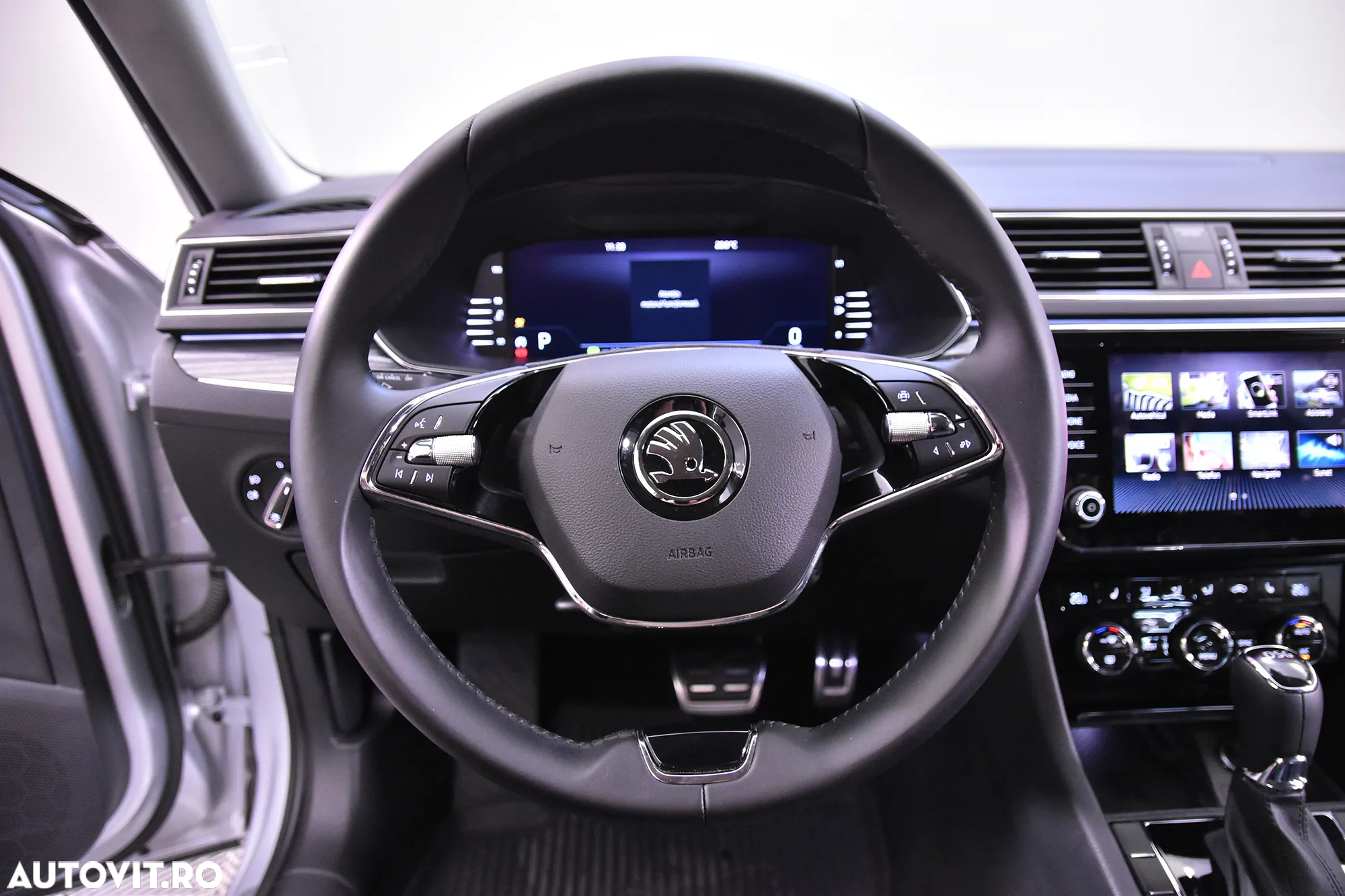Skoda Superb - 16
