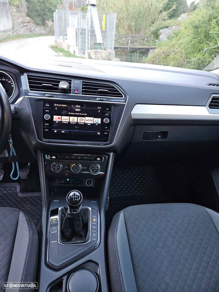 VW Tiguan 2.0 TDI Confortline - 10