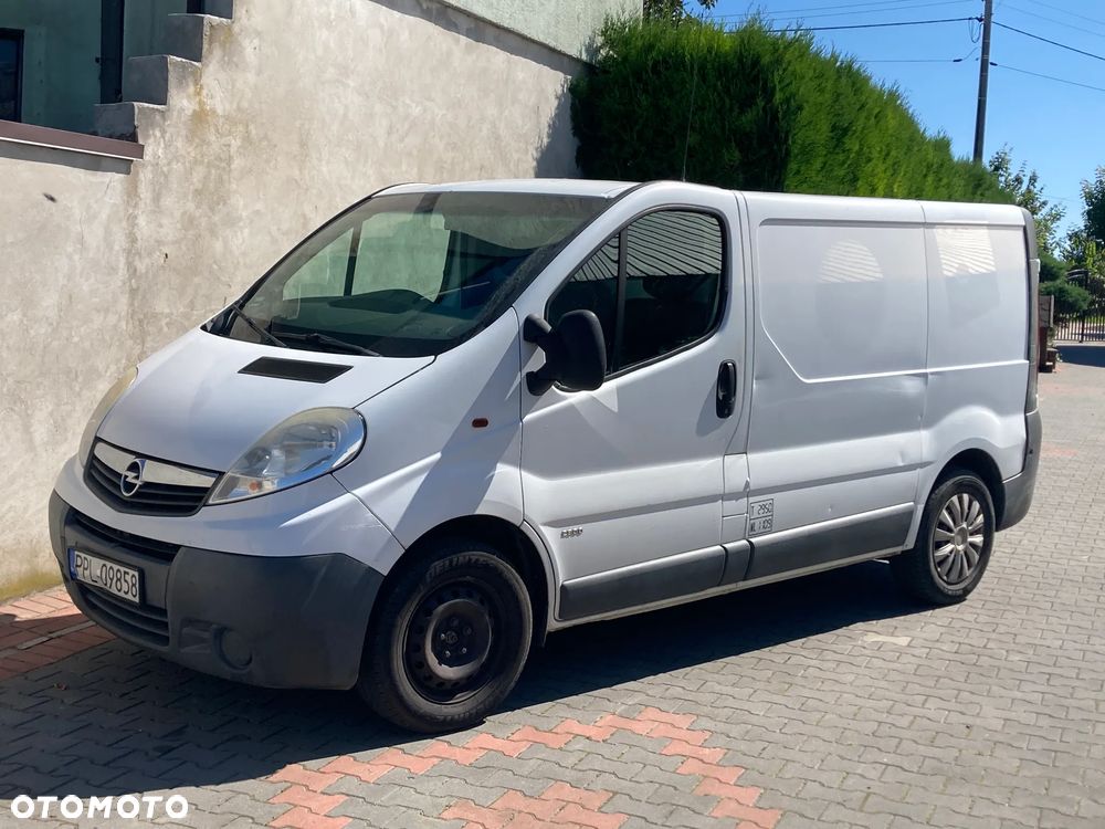Opel Vivaro - 15