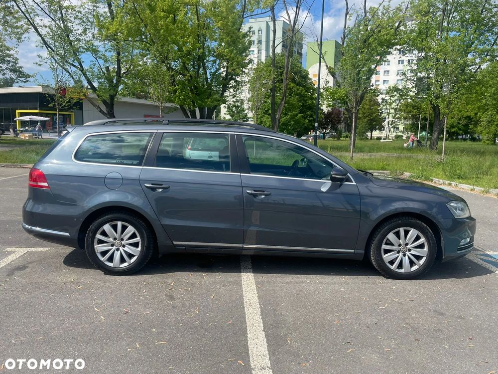 Volkswagen Passat 2.0 TDI Comfortline DSG - 6