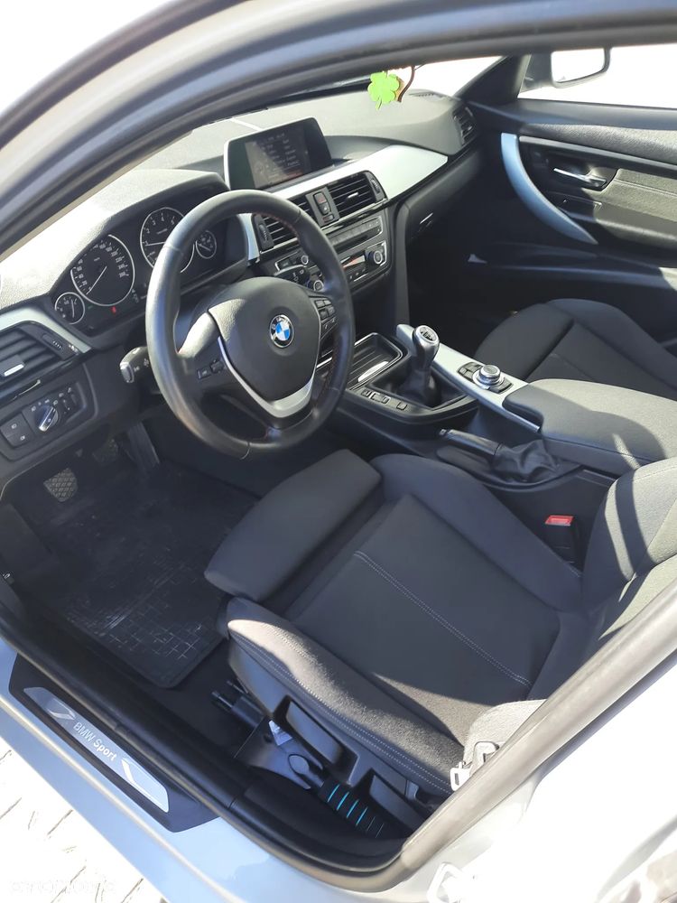 BMW Seria 3 316i Sport Line - 8
