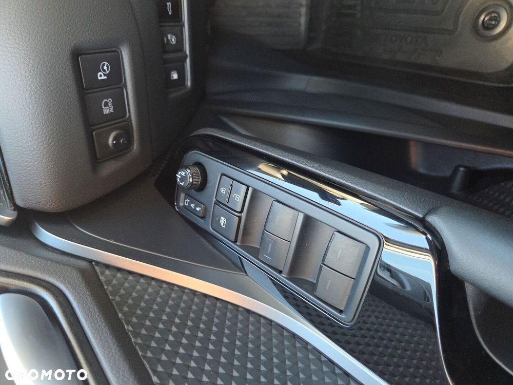 Toyota C-HR 2.0 Hybrid GR Sport - 22