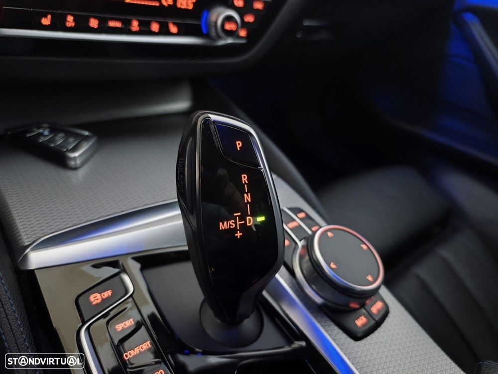 BMW 530 e iPerformance Pack M - 26