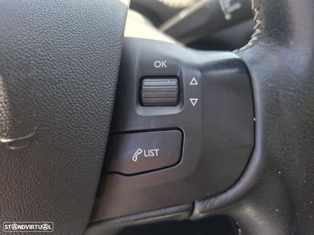 Peugeot 2008 1.6 BlueHDi Allure - 37