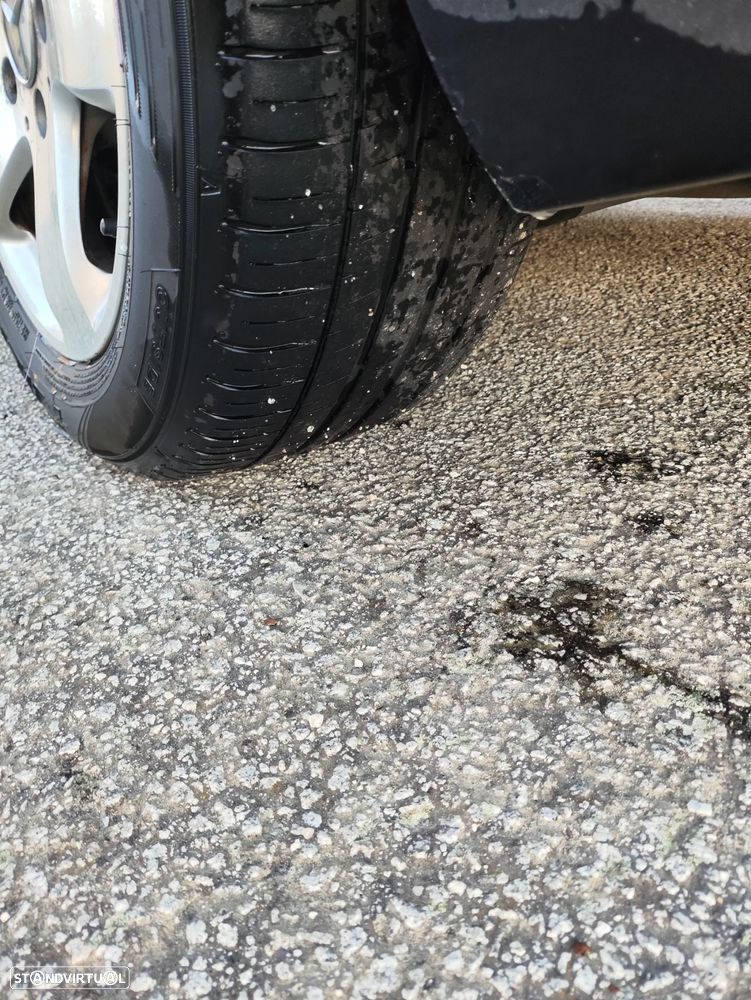 Mercedes-Benz E 270 - 21