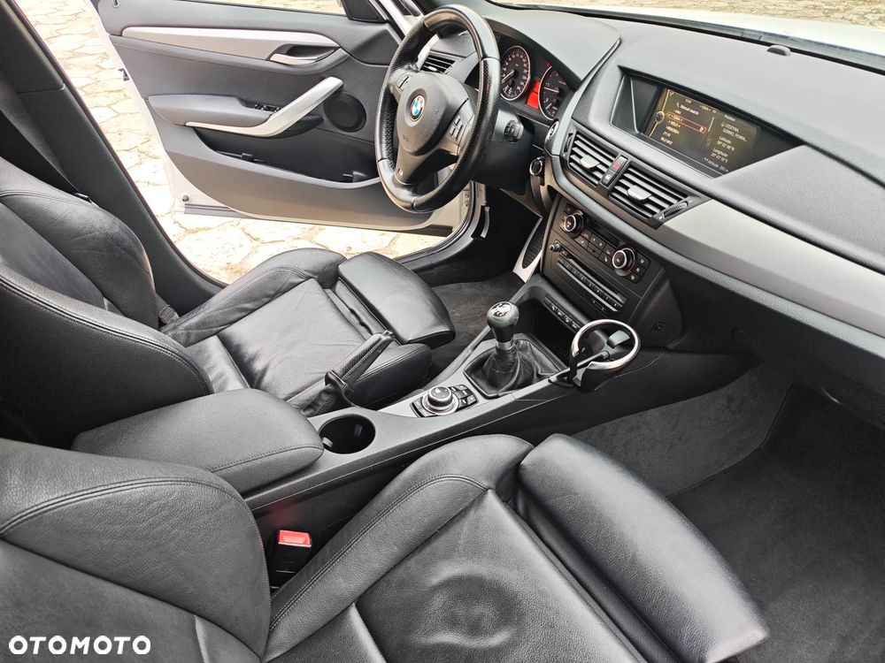BMW X1 xDrive18d xLine - 31