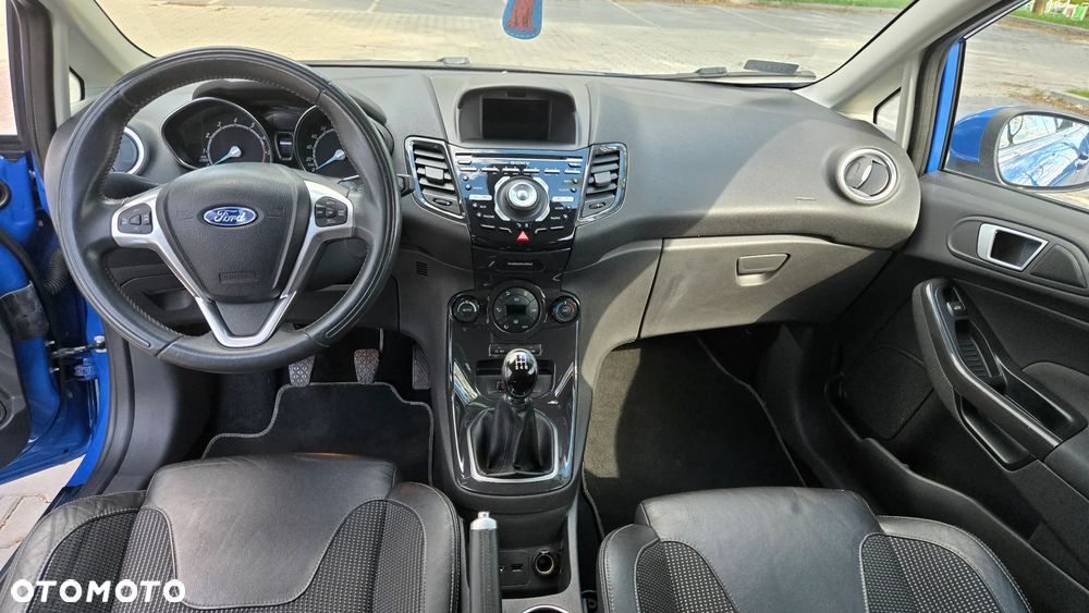 Ford Fiesta 1.0 EcoBoost STart-Stop Titanium - 11