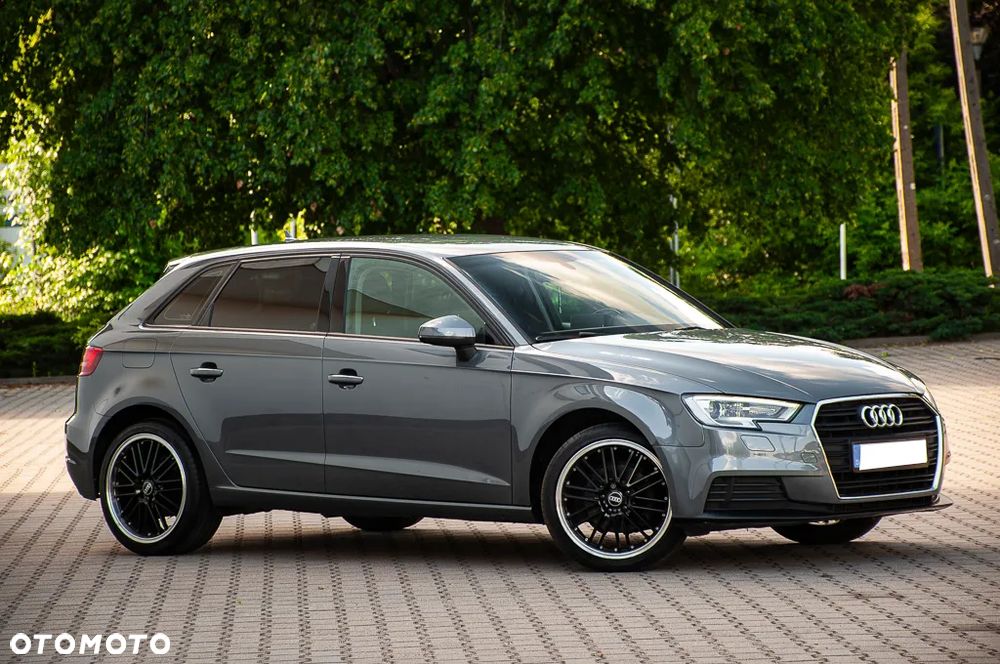Audi A3 Sportback 1.6 TDI - 10