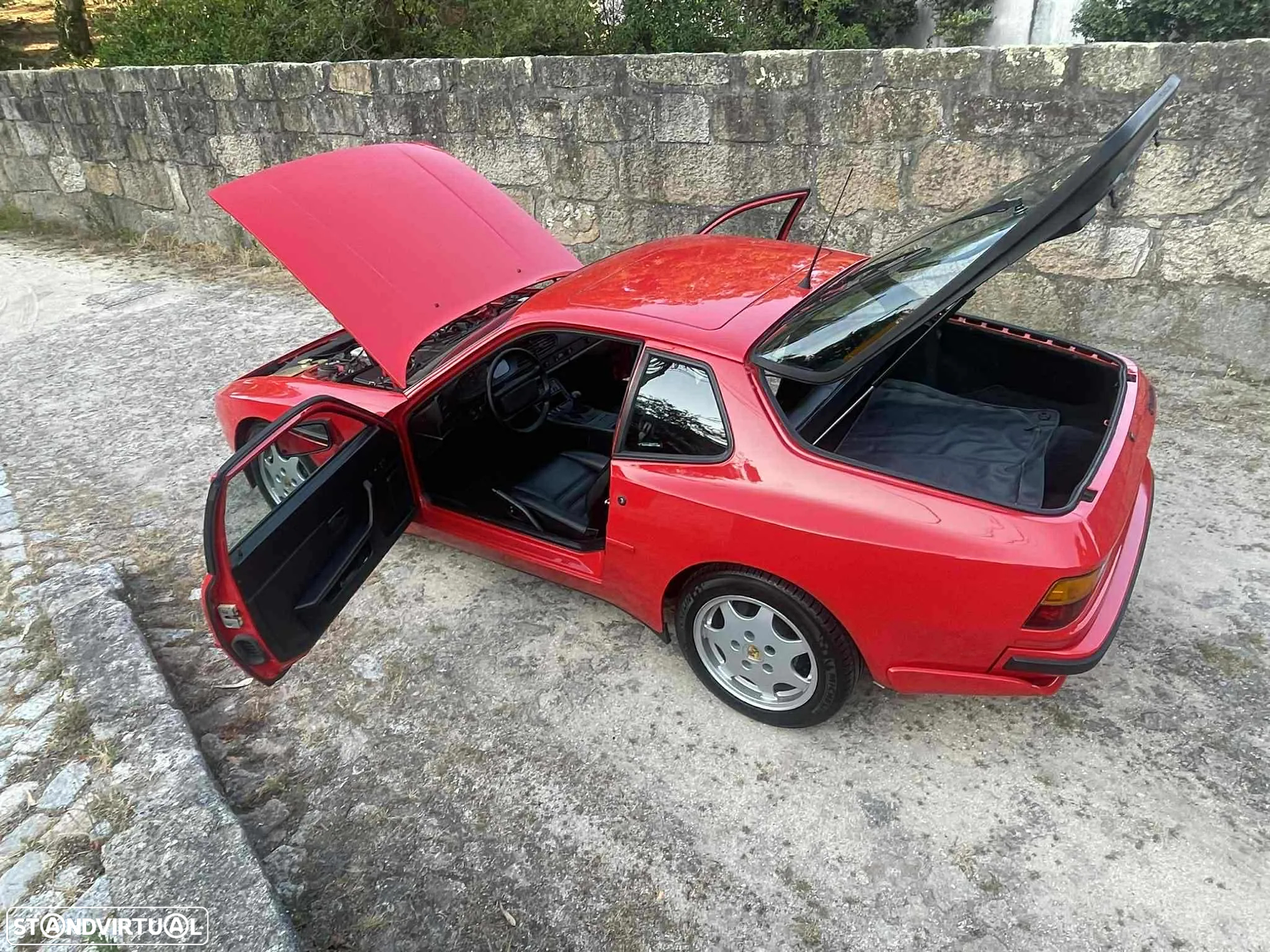 Porsche 944 Turbo - 9