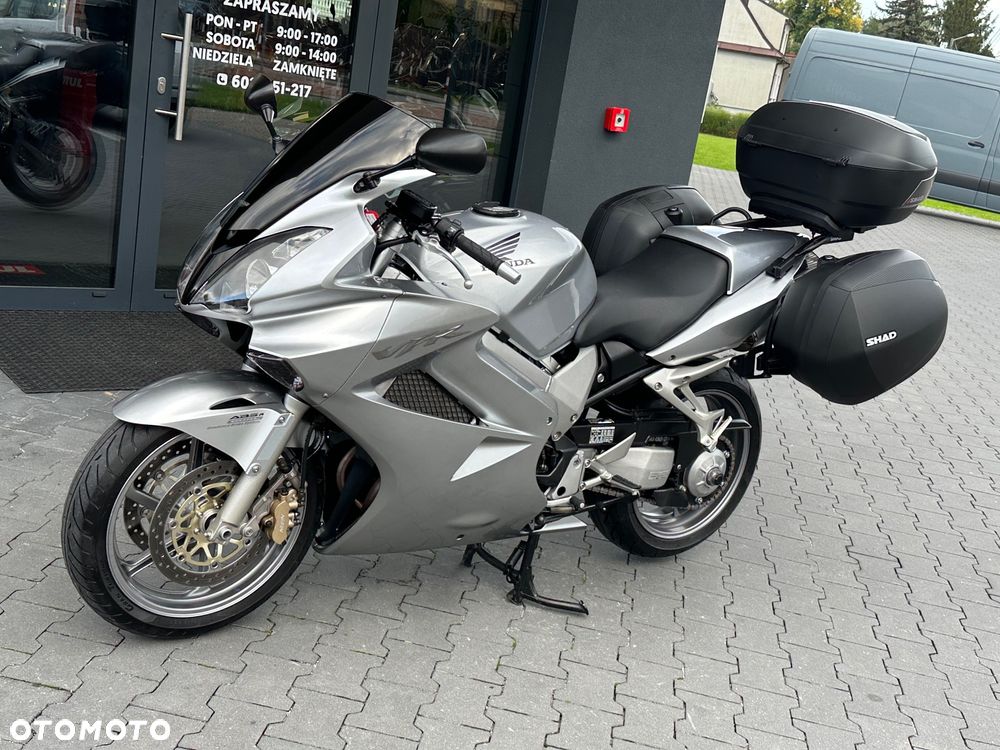 Honda VFR - 26