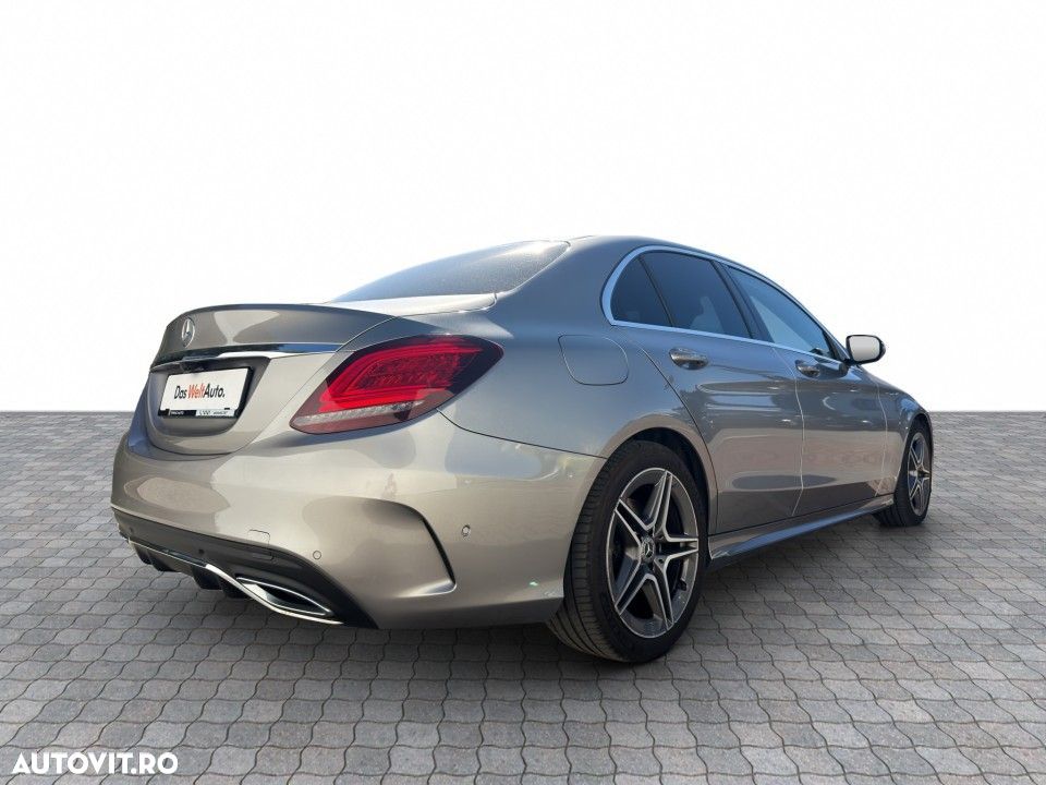 Mercedes-Benz C - 6