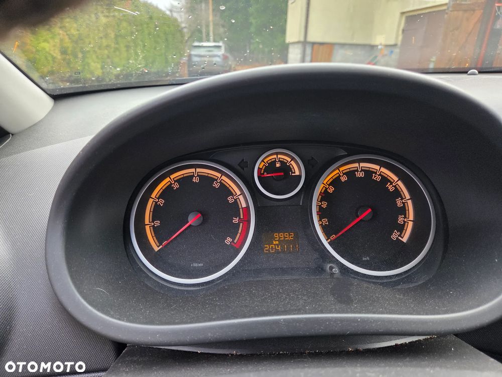 Opel Corsa 1.4 16V - 8