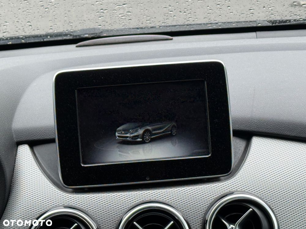 Mercedes-Benz Klasa B 200 7G-DCT Style - 13