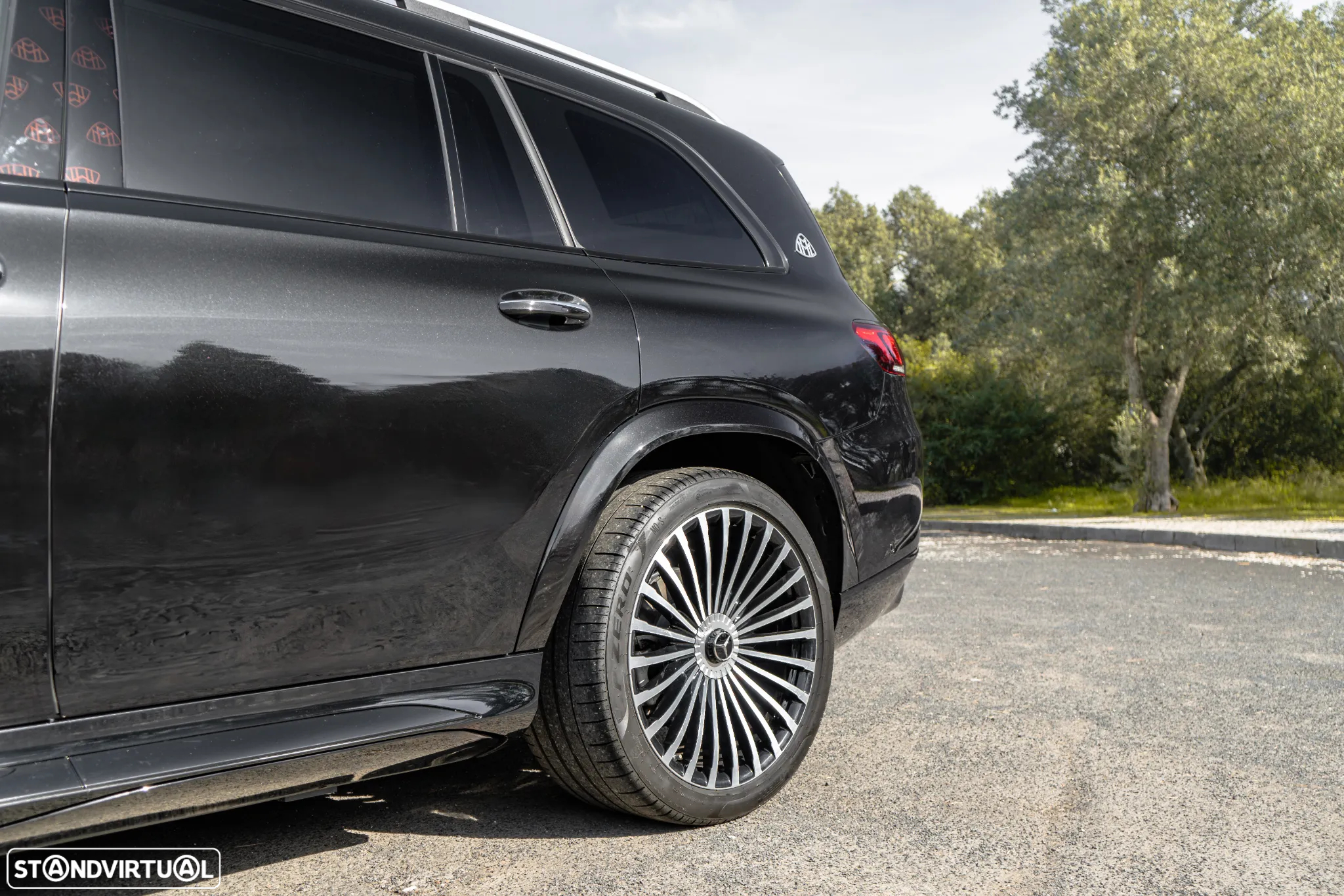 Mercedes-Benz GLS 600 Maybach 4Matic - 7