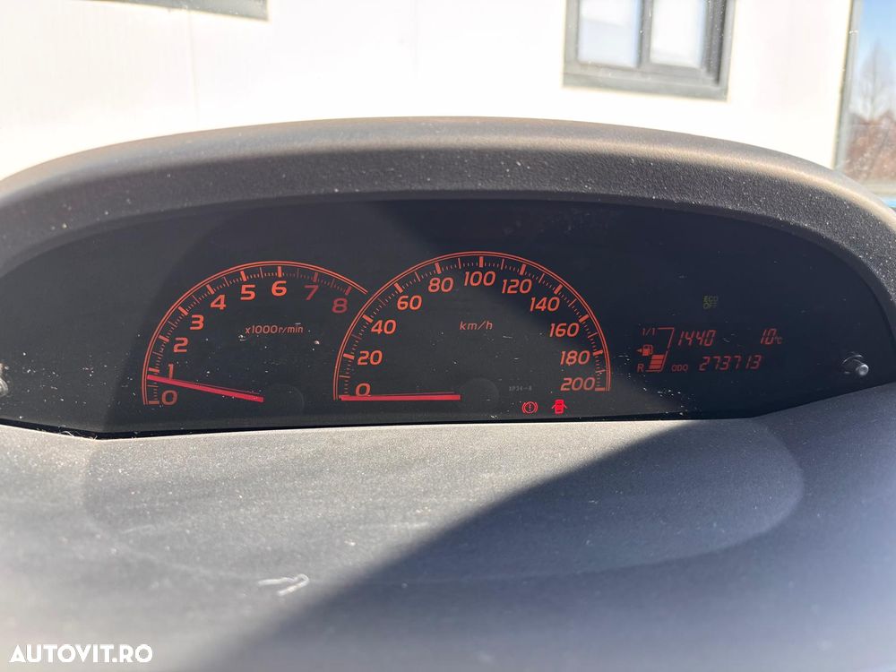 Toyota Yaris 1.33 VVT-i Sol - 9