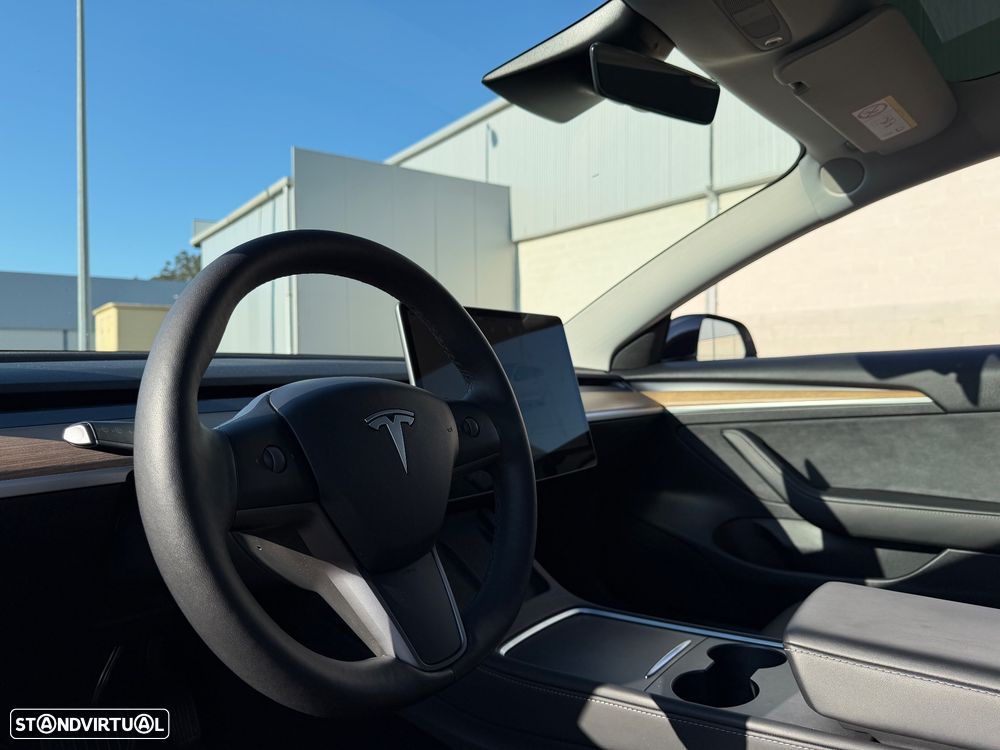 Tesla Model 3 Standard Range Plus RWD - 26