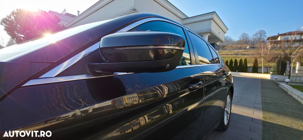 BMW Seria 5 520d xDrive AT - 15