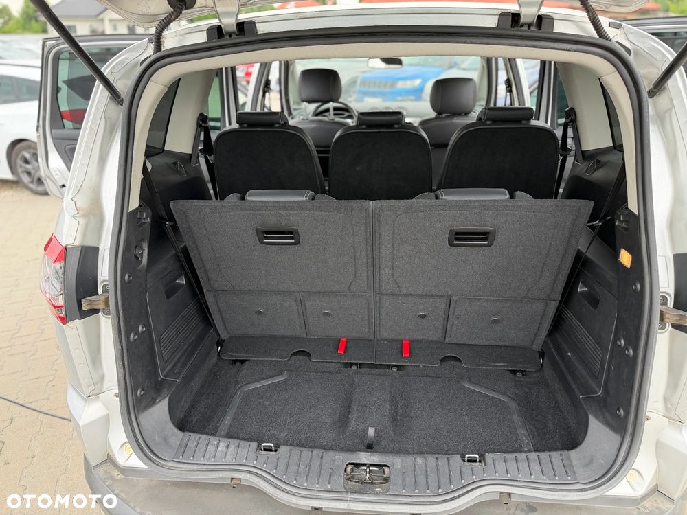 Ford S-Max 2.0 TDCi DPF Titanium X - 19