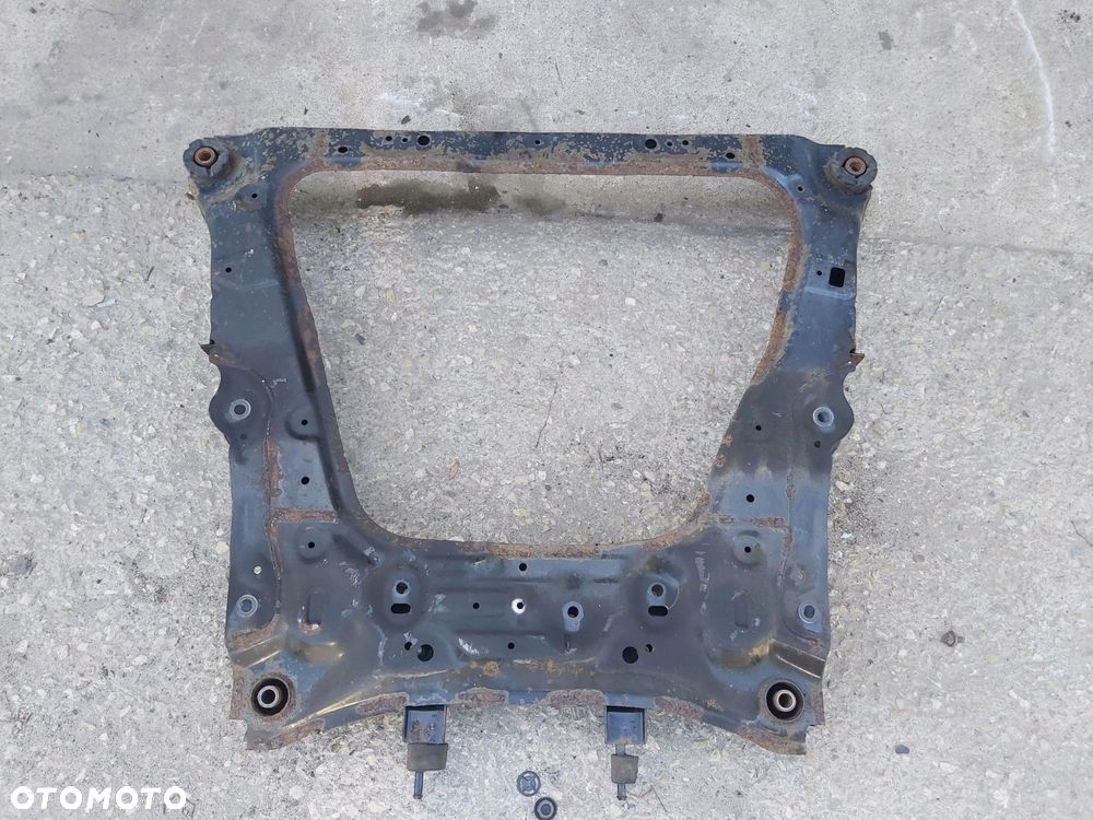 Nissan Juke I F15 Lift Sanki zawieszenia przód belka kołyska 1,2 DIG-T - 14