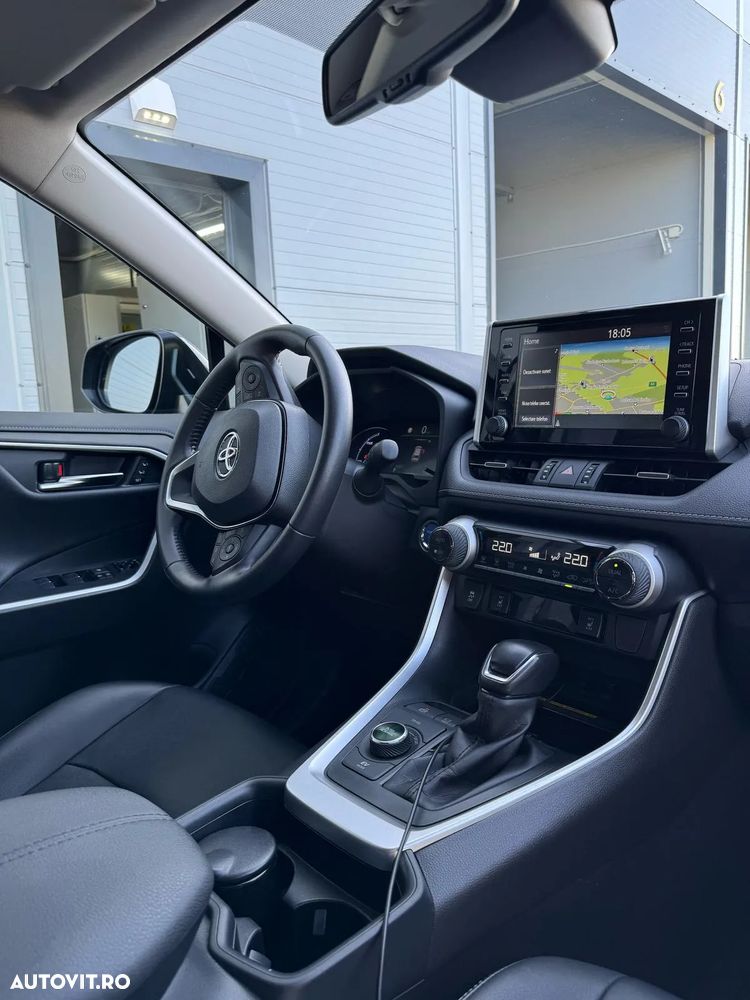 Toyota RAV4 2.0P CVT AWD Luxury - 5