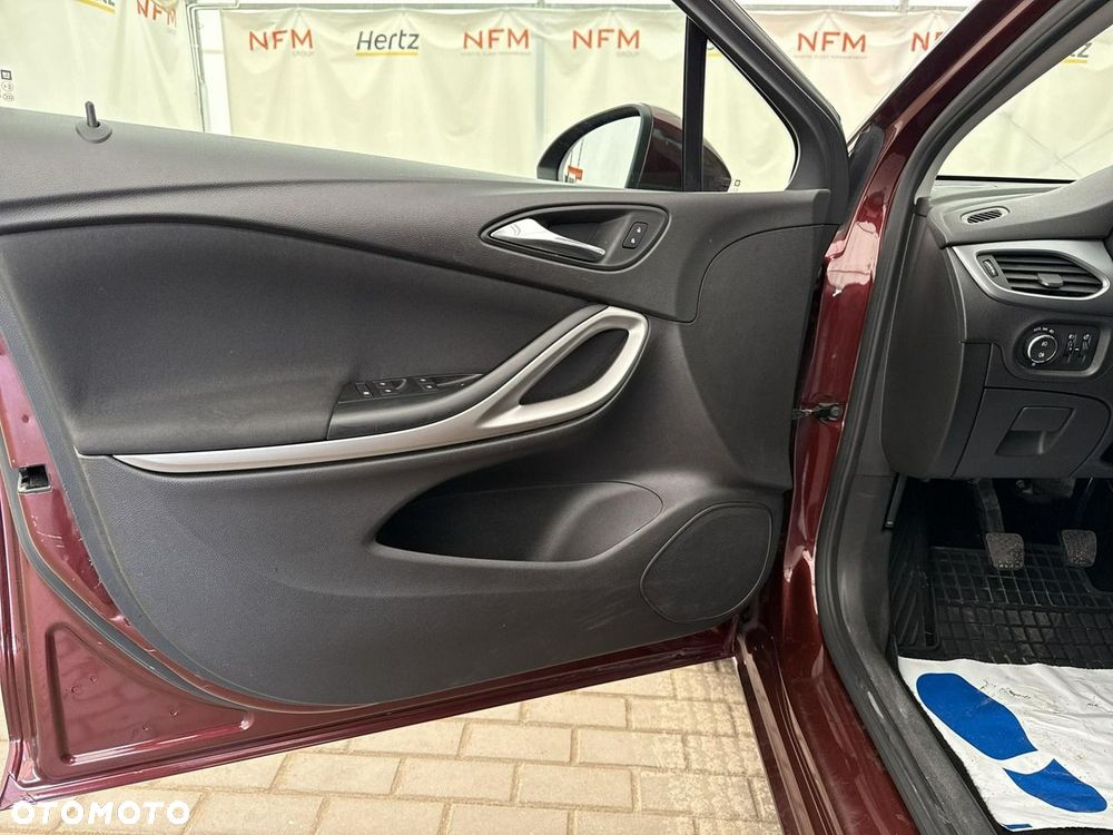 Opel Astra - 11