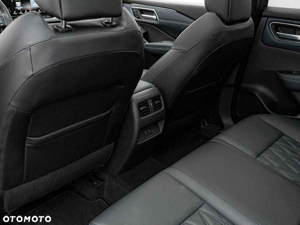 Nissan Qashqai - 23