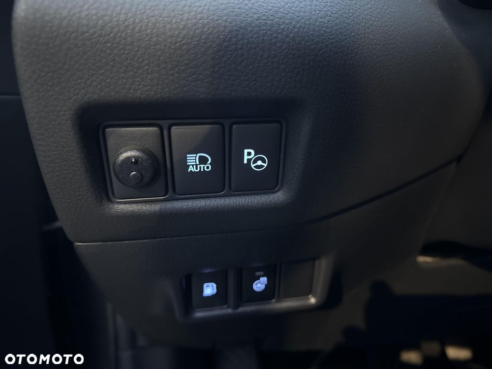 Toyota C-HR 2.0 Hybrid Executive - 19