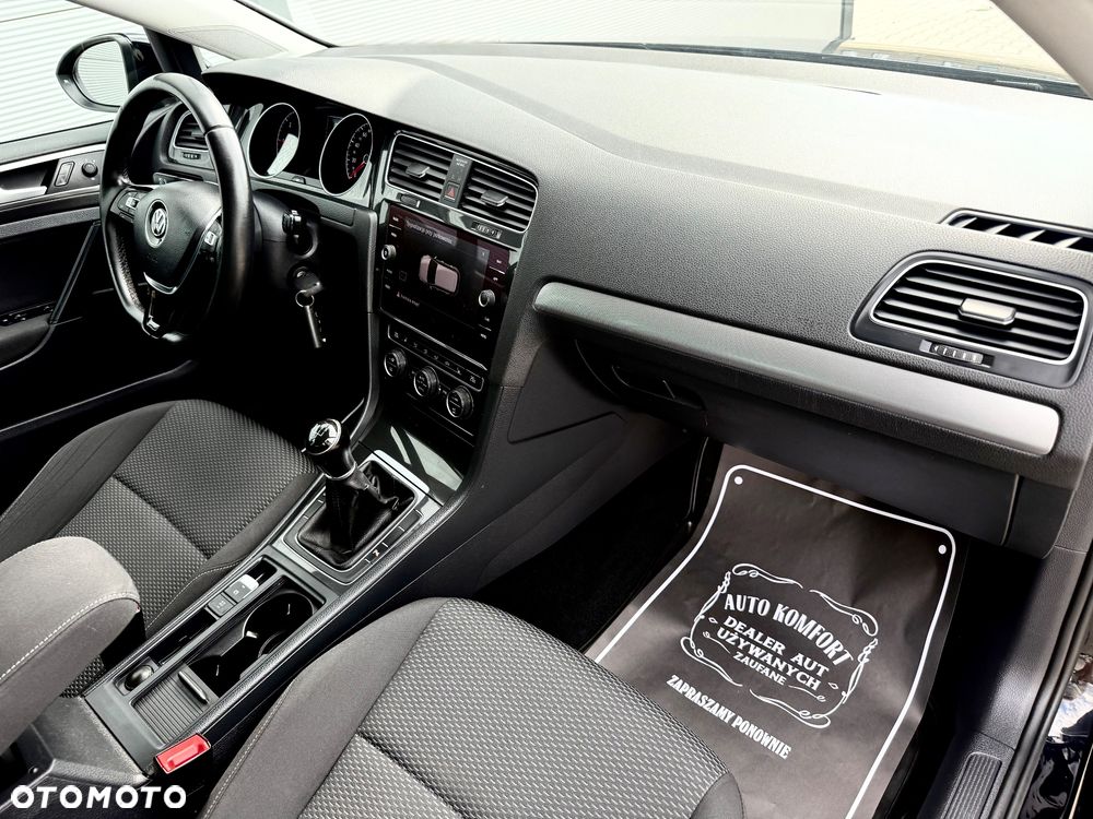 Volkswagen Golf 1.6 TDI SCR Comfortline - 30