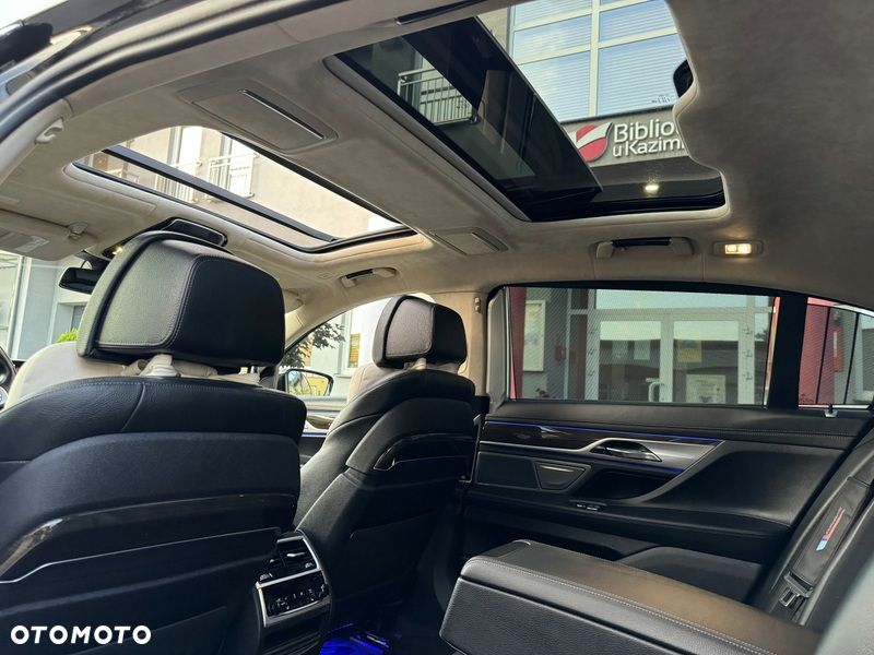 BMW Seria 7 - 11