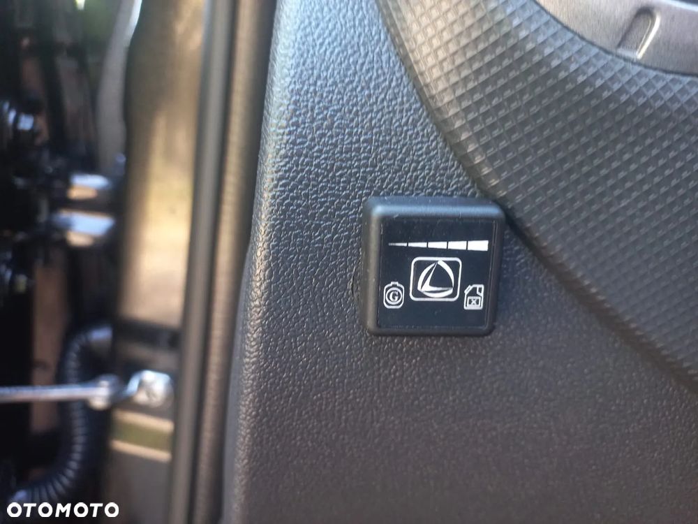 Dacia Duster 1.6 Ambiance - 9