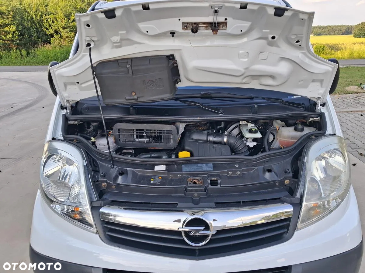 Opel Vivaro - 18